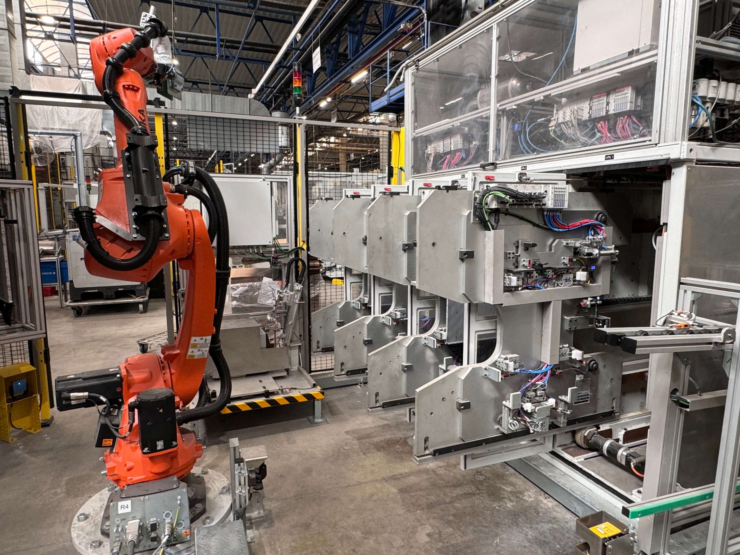 Automatització muntatge radiadors R9 10