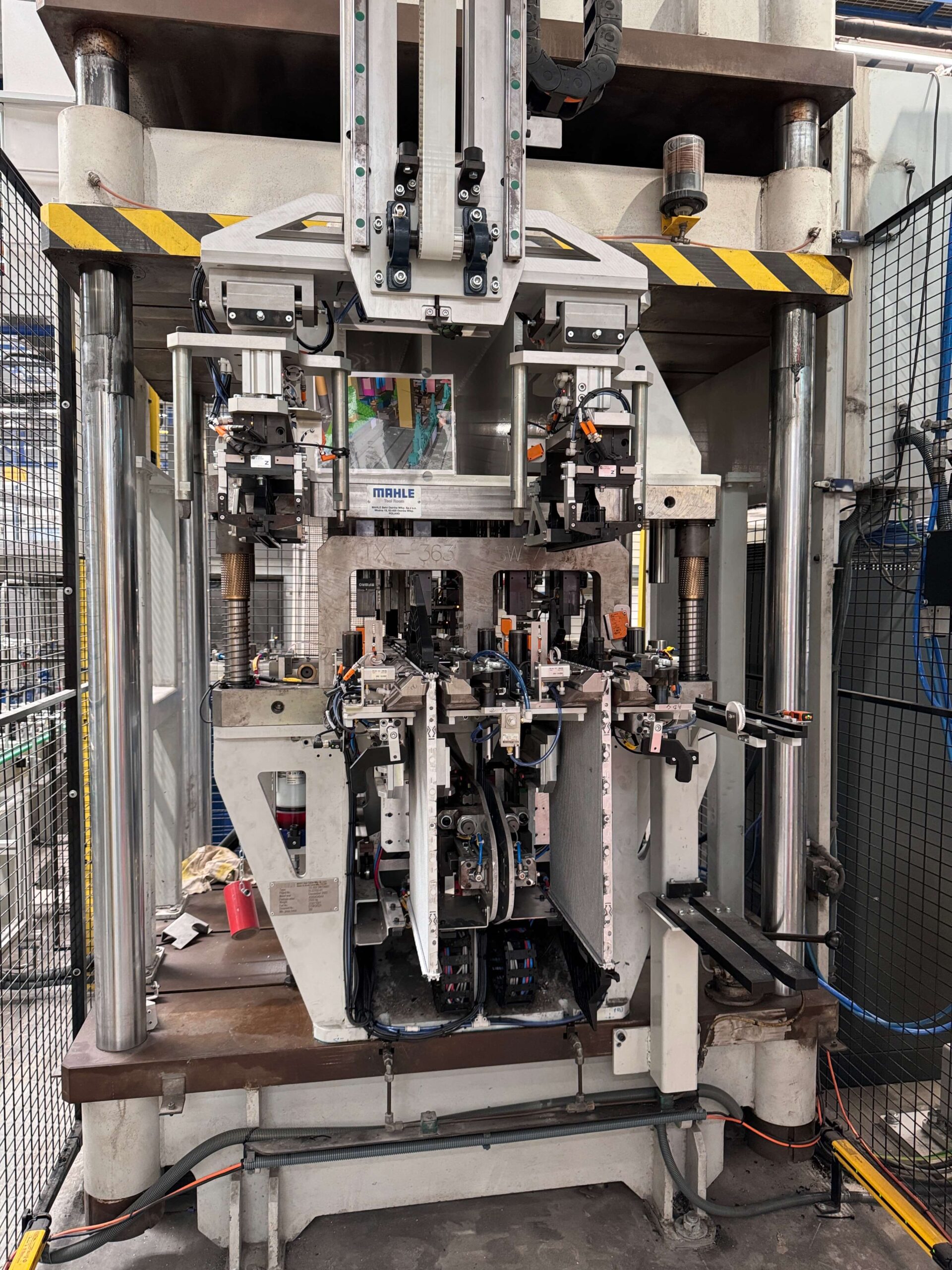 Automatització muntatge radiadors R9 9